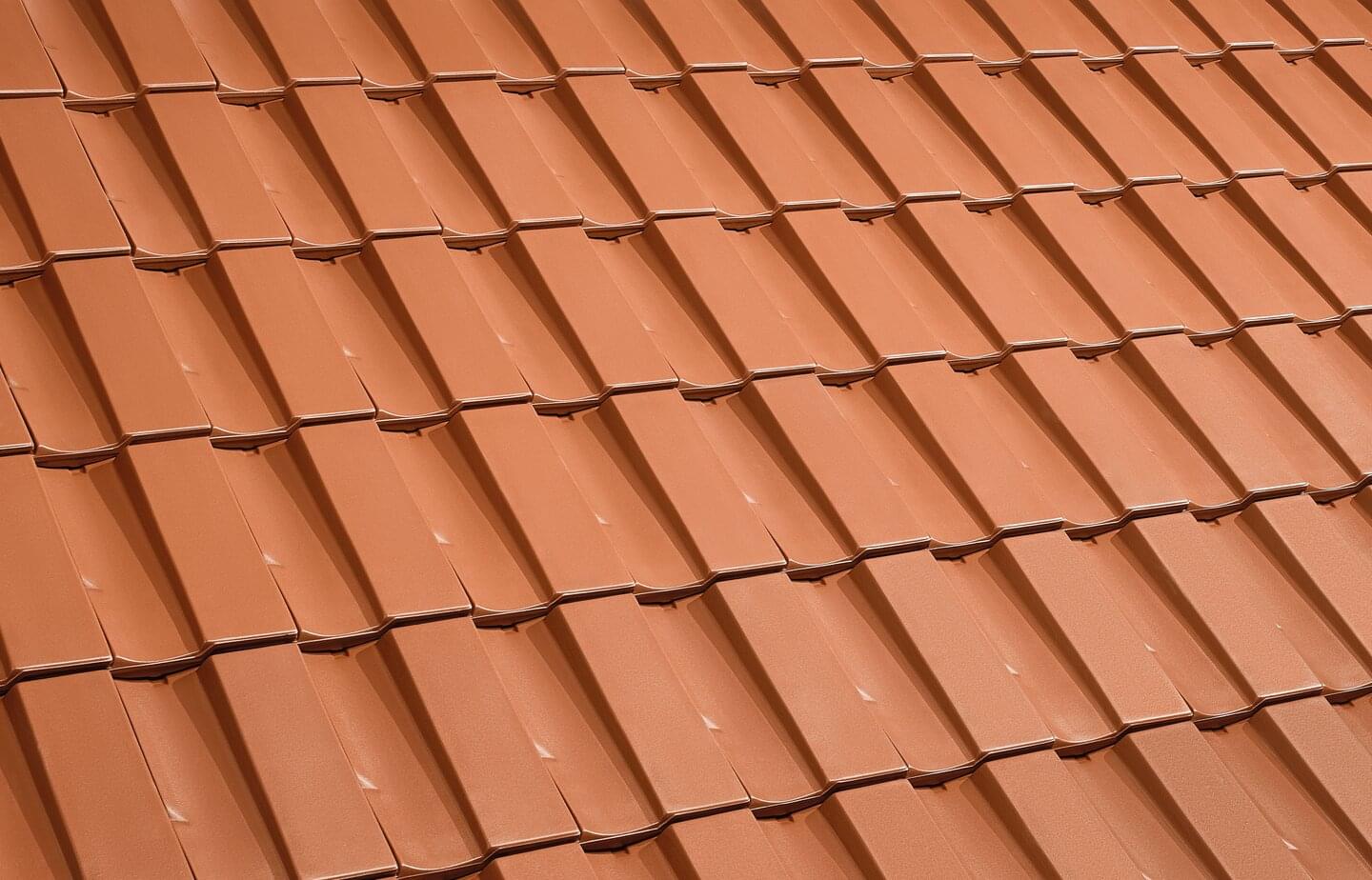 Karat® - Natural red | Image roof surface | © © ERLUS AG 2021
